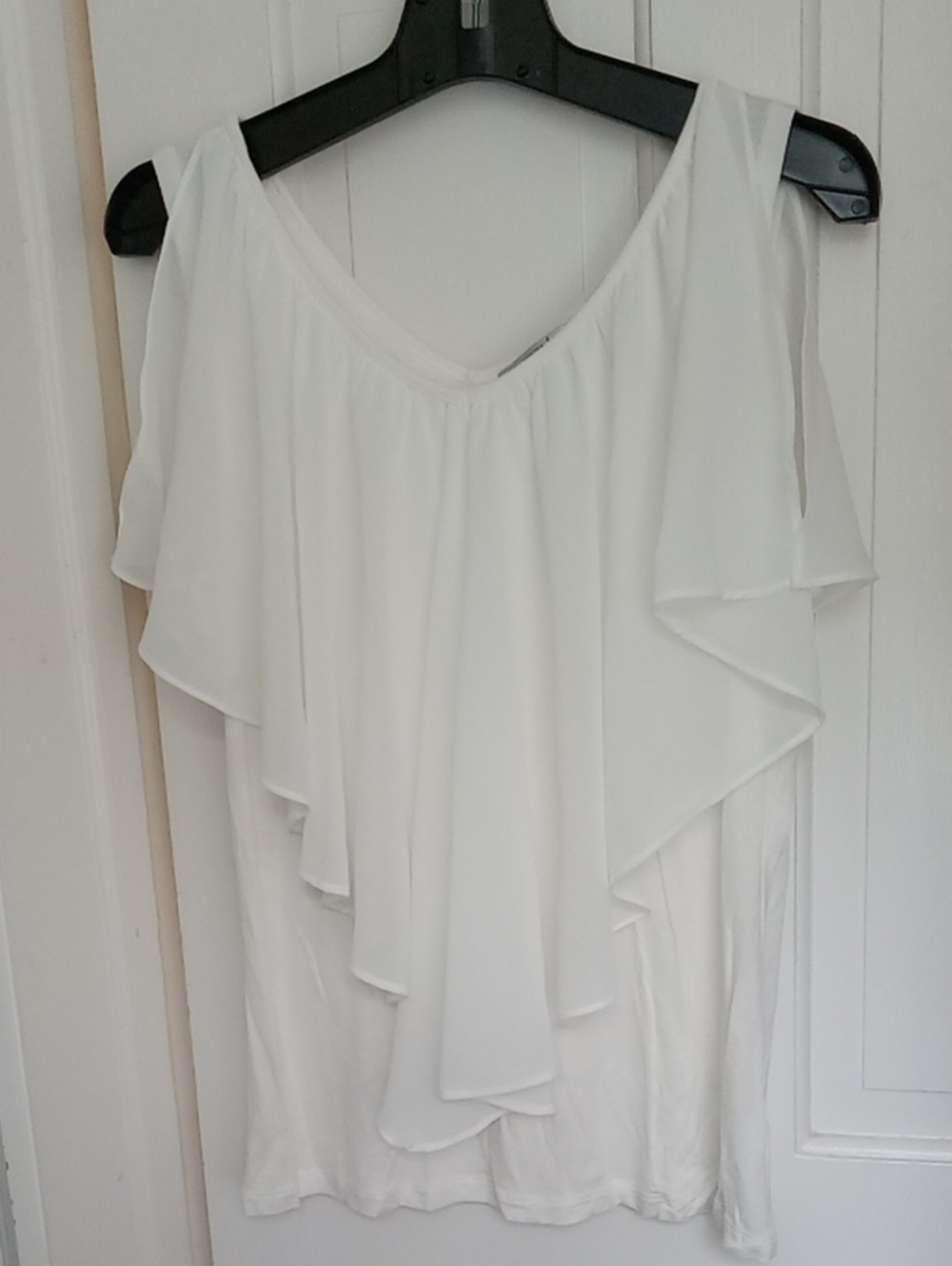 Patrizia Luca White Layered Chiffon Flutter Sleeve Cold Shoulder Top L